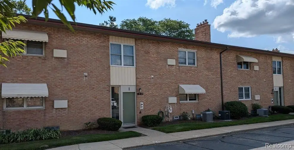 1199 S Sheldon RD #I64, Plymouthcity_wayne, MI 48170