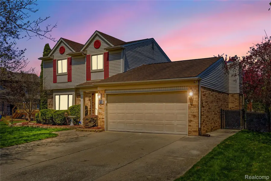 25030 Balsam DR, Brownstownchartertownship_wayne, MI 48134