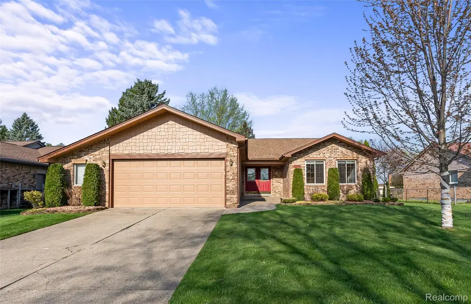 2238 Flanders DR, Rochesterhillscity_oakland, MI 48307