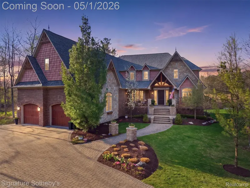 1595 Carriage WAY, Rochestercity_oakland, MI 48307