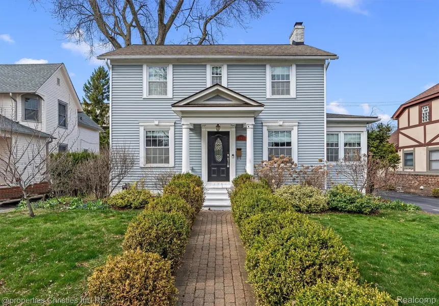 941 Forest AVE, Birminghamcity_oakland, MI 48009