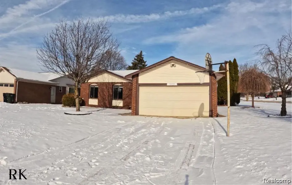 5055 Scarsdale DR, Sterlingheightscity_macomb, MI 48310