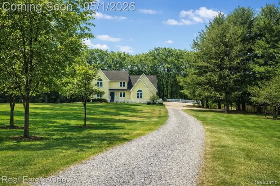 760 E Snell RD, Oaklandchartertownship_oakland, MI 48306