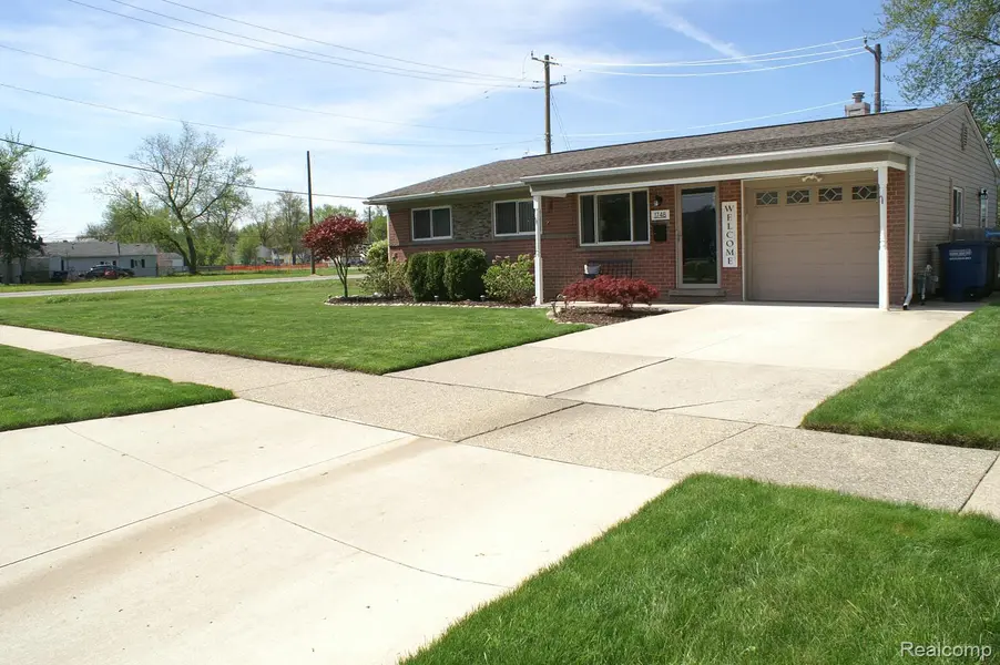 1748 Gloria ST, Westlandcity_wayne, MI 48186