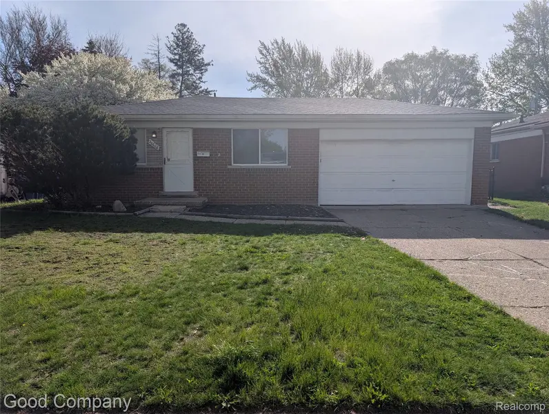 26608 Masch DR, Warrencity_macomb, MI 48091