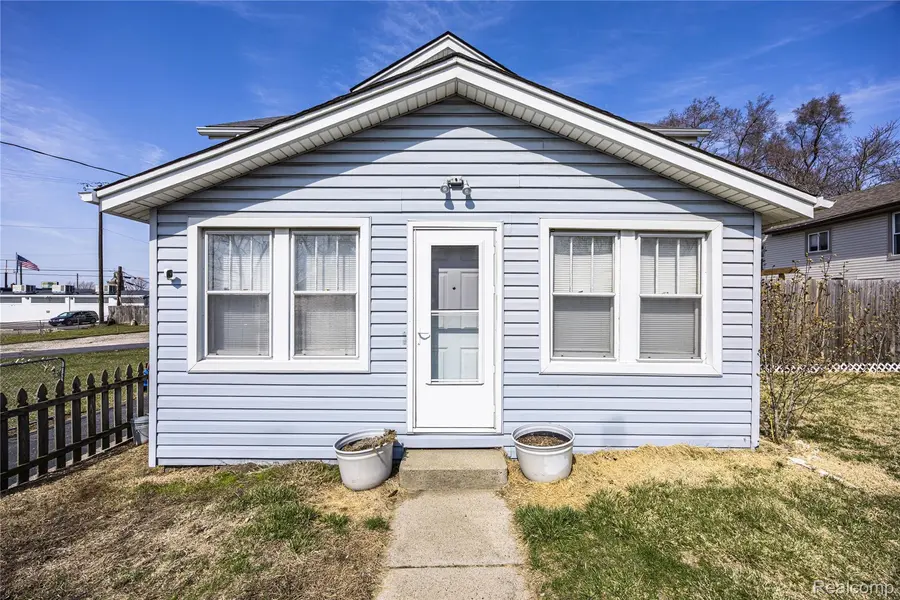 635 Lounsbury AVE, Pontiaccity_oakland, MI 48340