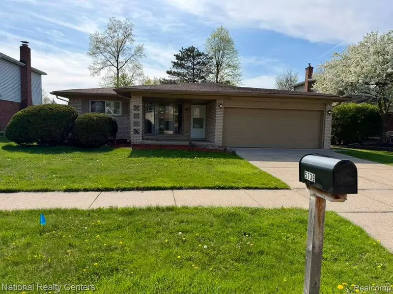 5739 Willow Creek DR, Cantonchartertownship_wayne, MI 48187
