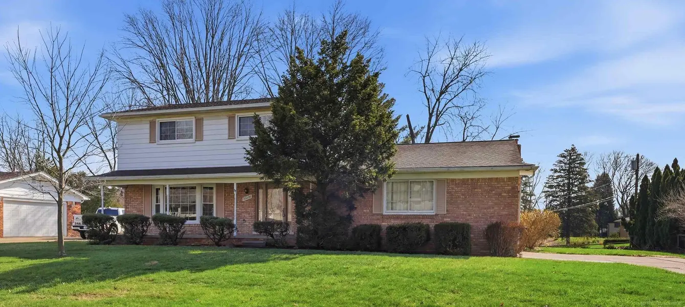 53236 Bancroft DR, Shelbychartertownship_macomb, MI 48316