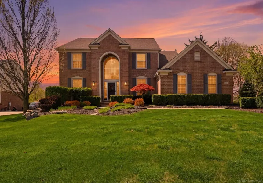 4030 Holly LN, Oaklandchartertownship_oakland, MI 48306