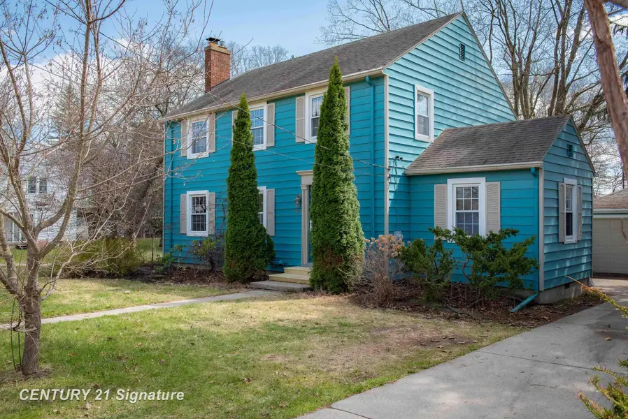 823 W Superior ST, Almacity_gratiot, MI 48801