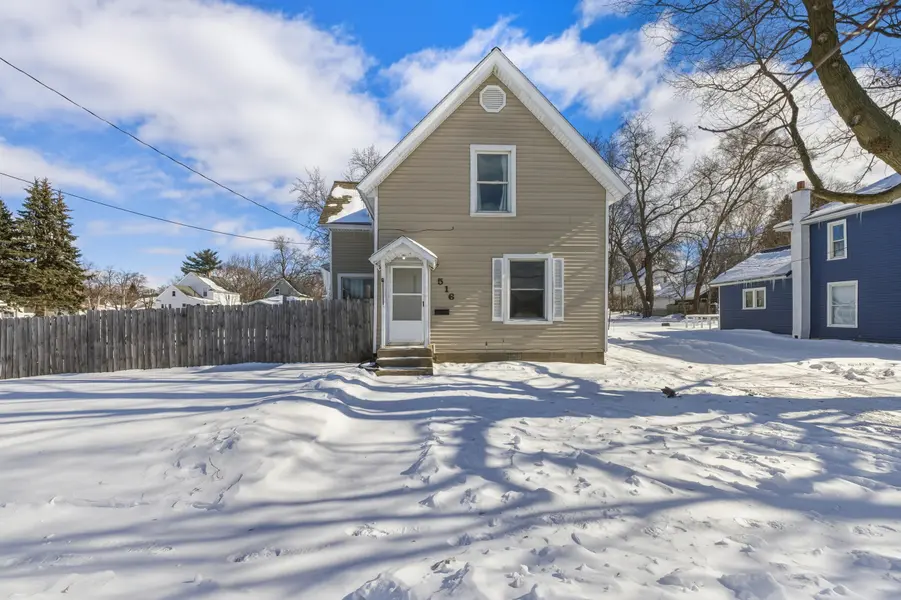 516 S Front ST, Belding, MI 48809