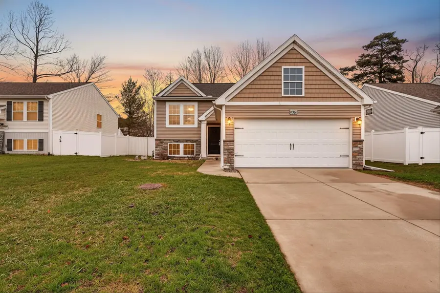 72386 Beacon CT, Southhavenchartertownship_vanburen, MI 49090