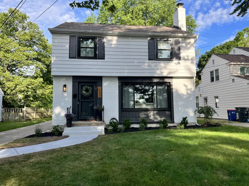 1543 Plymouth AVE SE, Grandrapidscity_kent, MI 49506