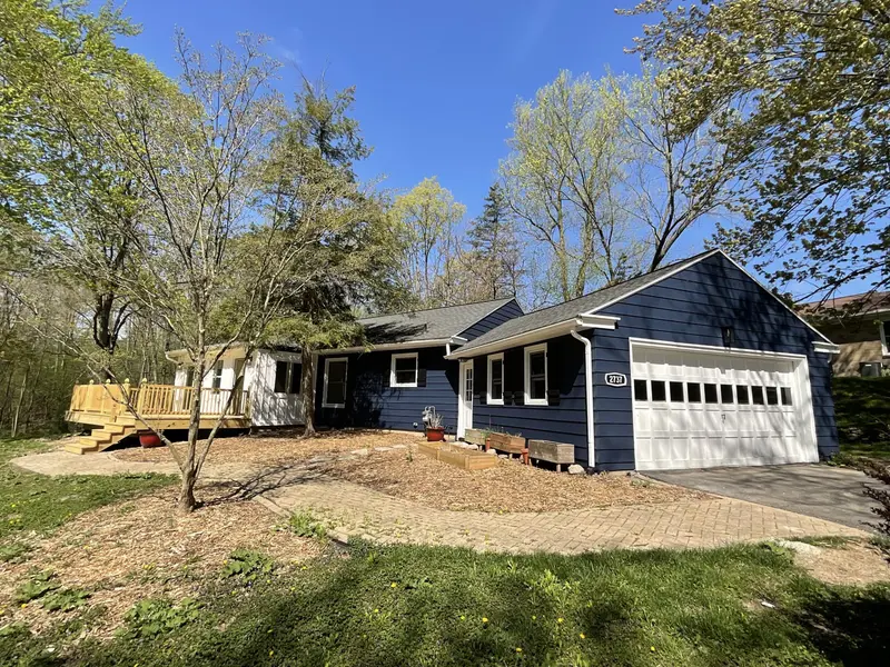 2737 Meadowvale DR SE, Eastgrandrapidscity_kent, MI 49506