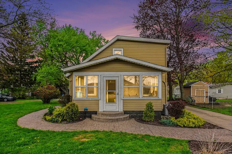 1917 E Main ST, Nilestownship_berrien, MI 49120