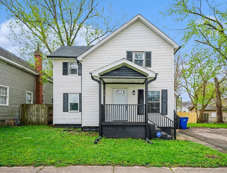 810 Ferry ST, Nilescity_berrien, MI 49120