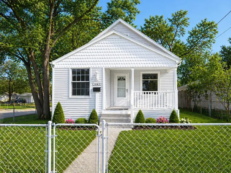 1045 E Forest AVE, Muskegoncity_muskegon, MI 49442