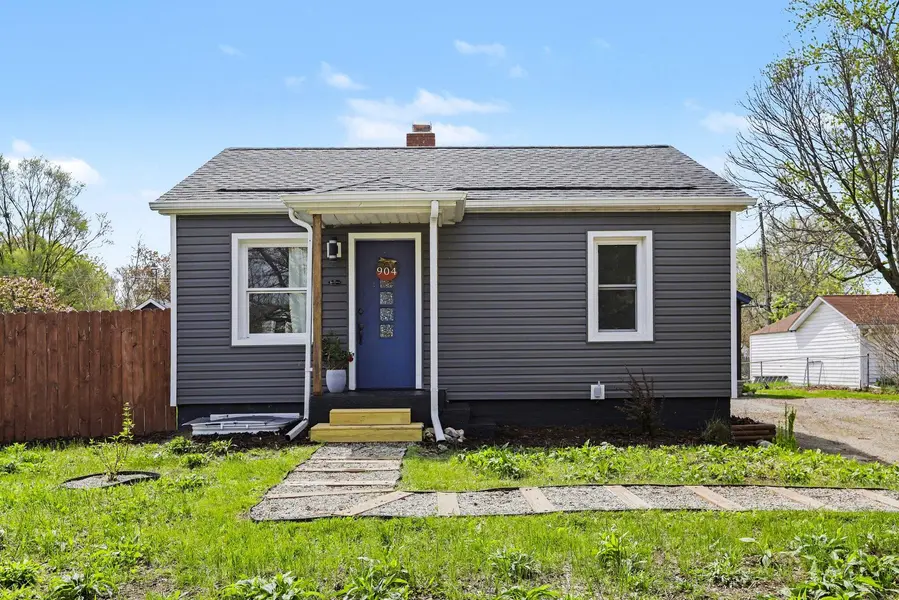 904 Hawthorne AVE, Ypsilantichartertownship_washtenaw, MI 48198