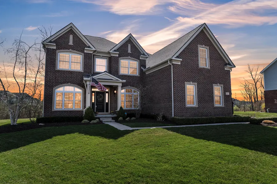 50437 Telluride CIR, Cantonchartertownship_wayne, MI 48187