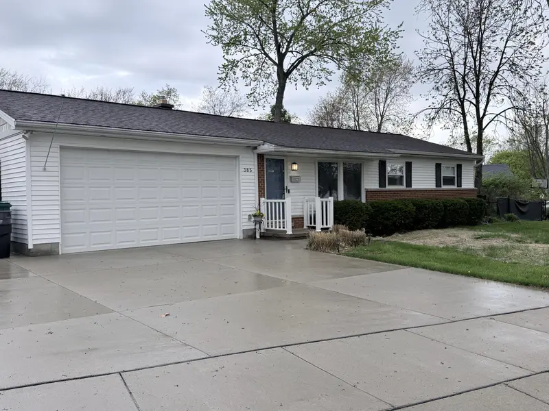 385 Hollywood DR, Salinecity_washtenaw, MI 48176
