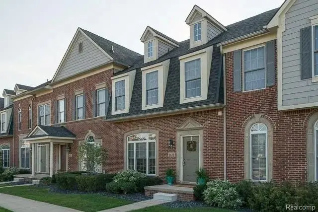 1622 Commodore CIR, Cantonchartertownship_wayne, MI 48187