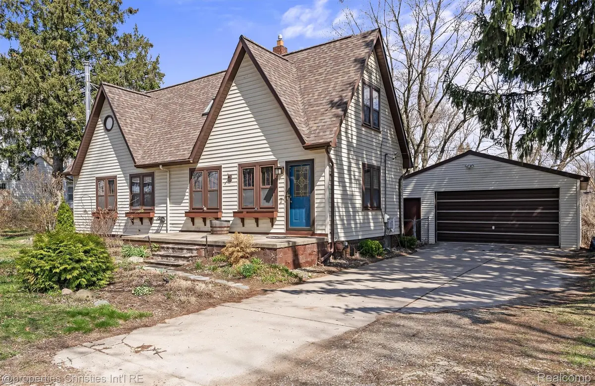 2919 Avalon RD, Rochesterhillscity_oakland, MI 48309