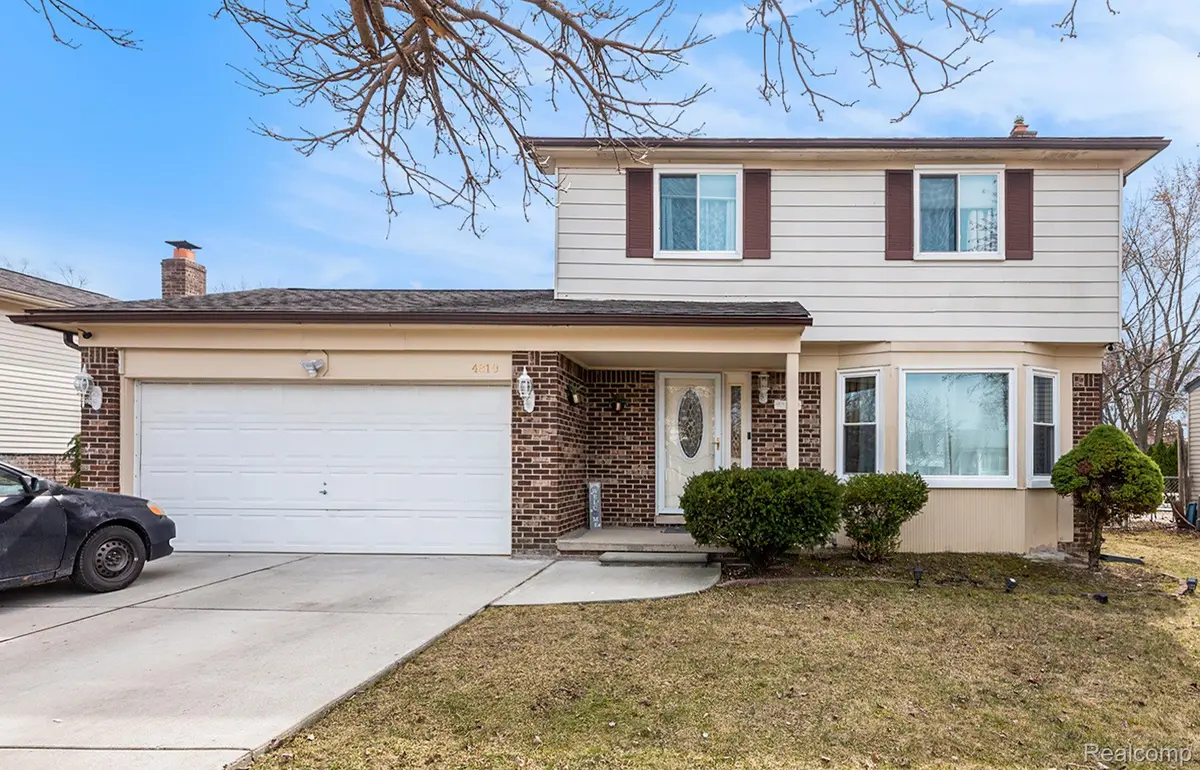 4810 Benjamin DR, Sterlingheightscity_macomb, MI 48310