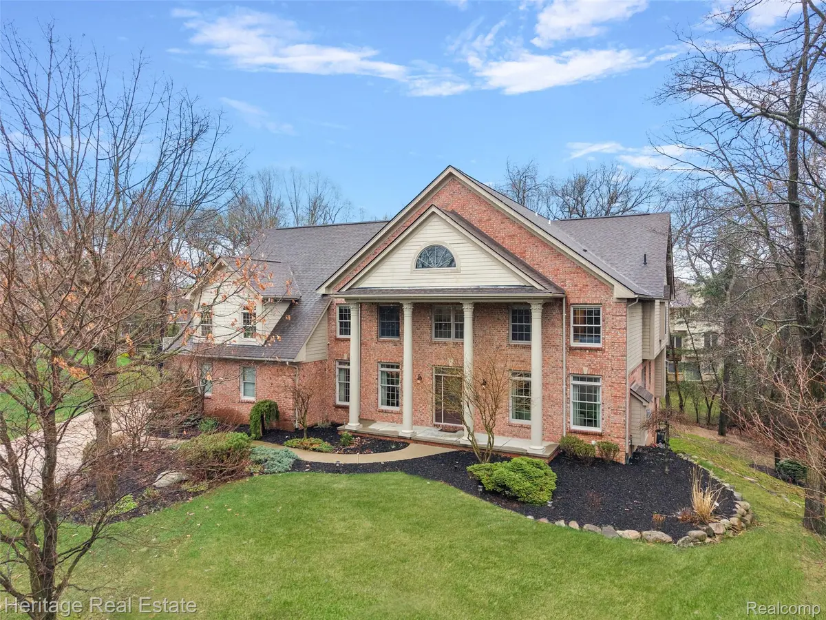 1562 Eagle TRL, Oxfordchartertownship_oakland, MI 48371