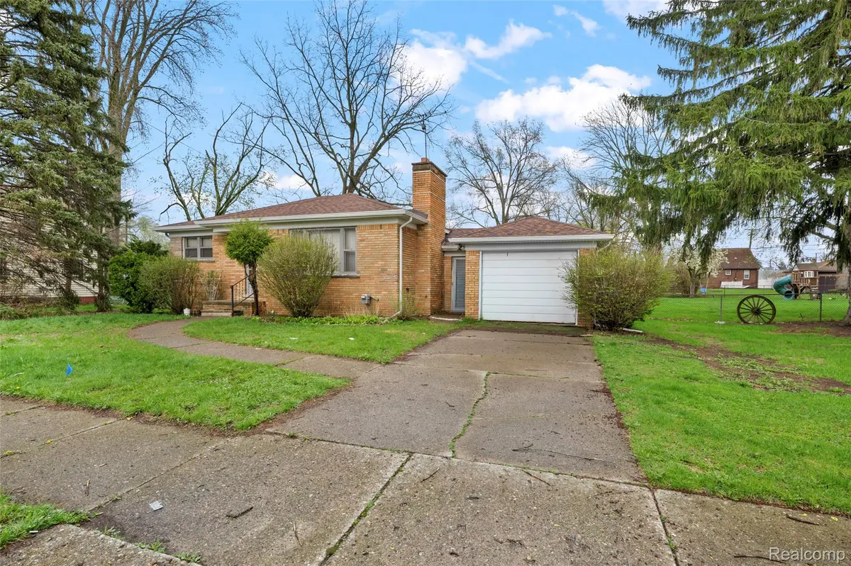 23130 Audrey AVE, Warrencity_macomb, MI 48091