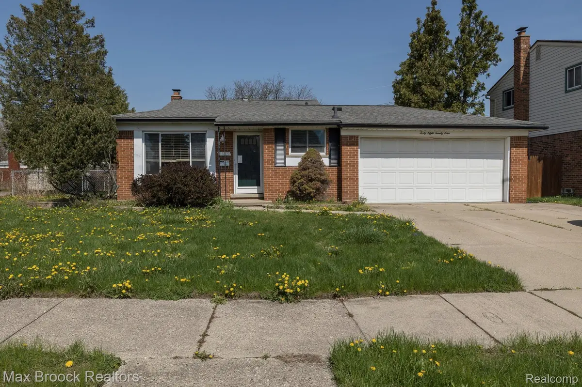 4829 WOLGAST DR, Warrencity_macomb, MI 48092