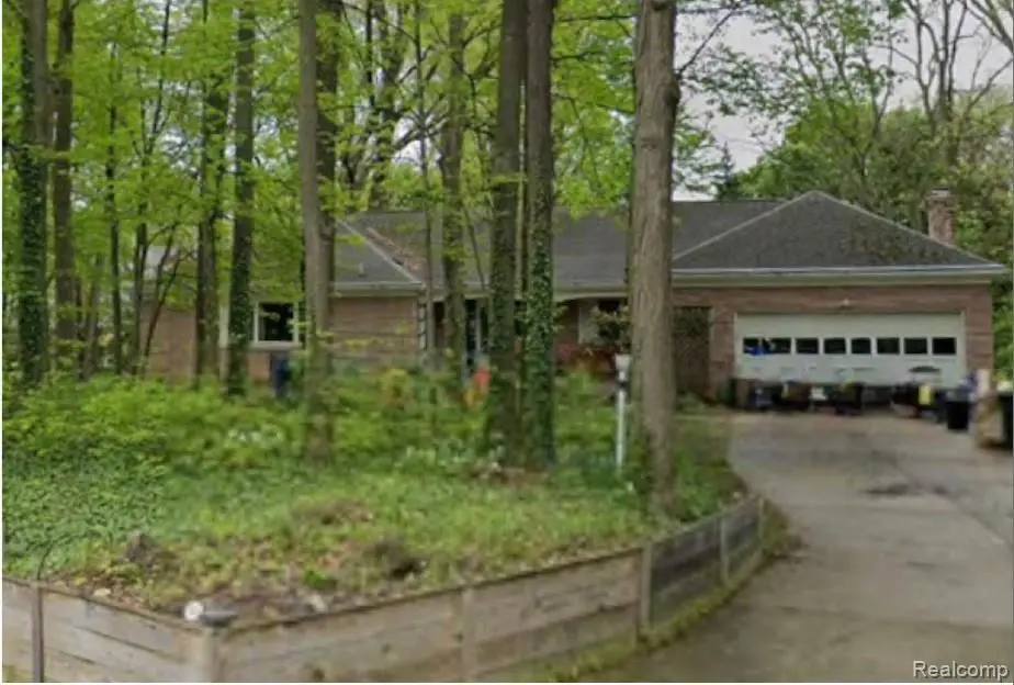 5127 Dye Hill CT, Flintchartertownship_genesee, MI 48532