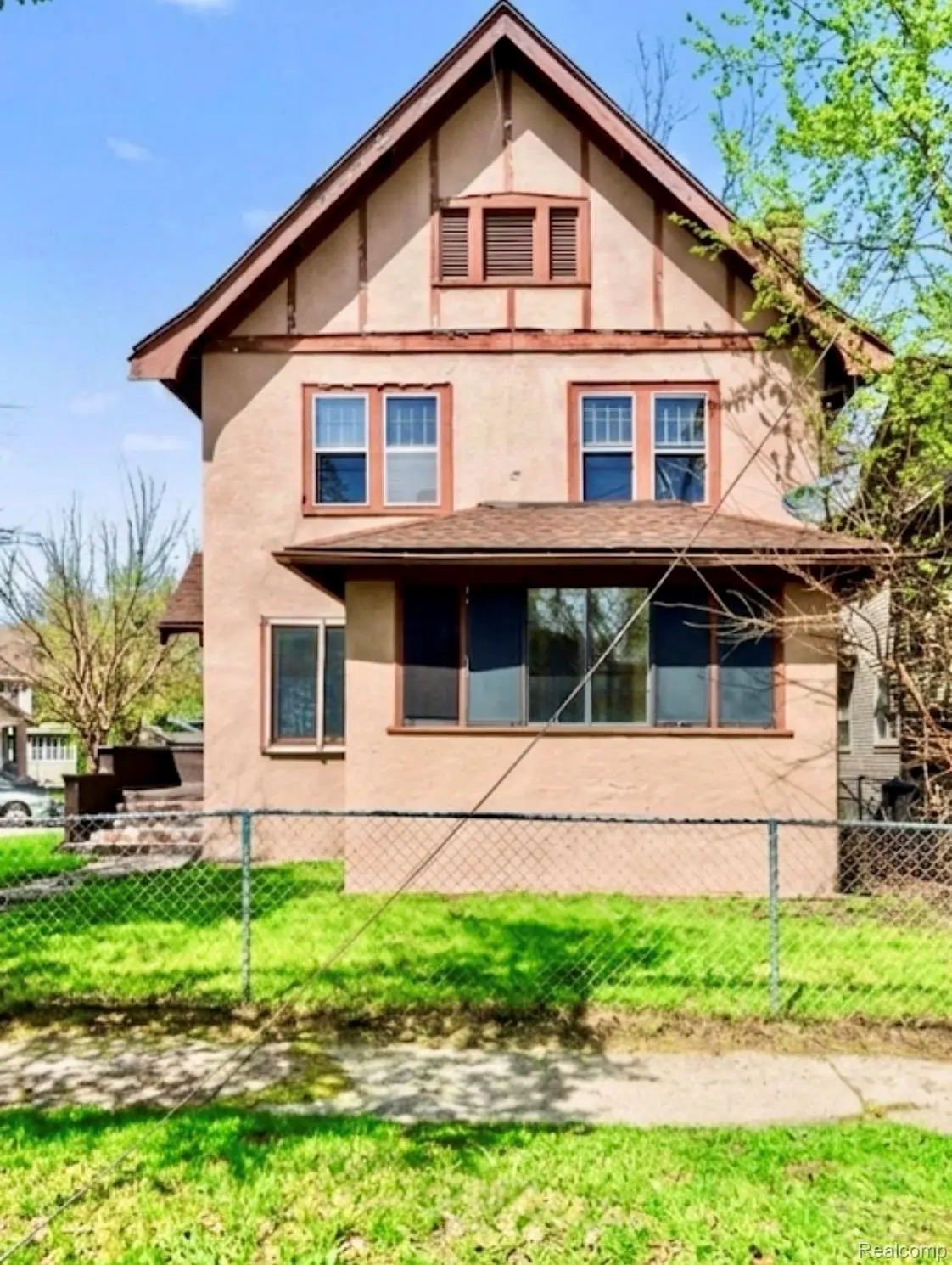 704 STUART AVE, Kalamazoocity_kalamazoo, MI 49007