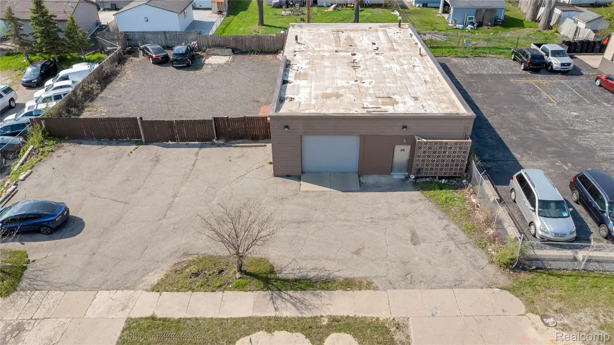 238 W Montcalm ST, Pontiaccity_oakland, MI 48342