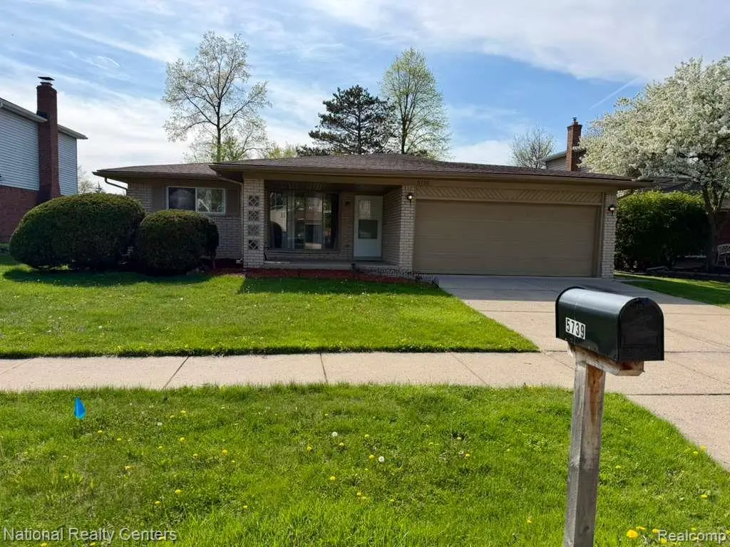 5739 Willow Creek DR, Cantonchartertownship_wayne, MI 48187