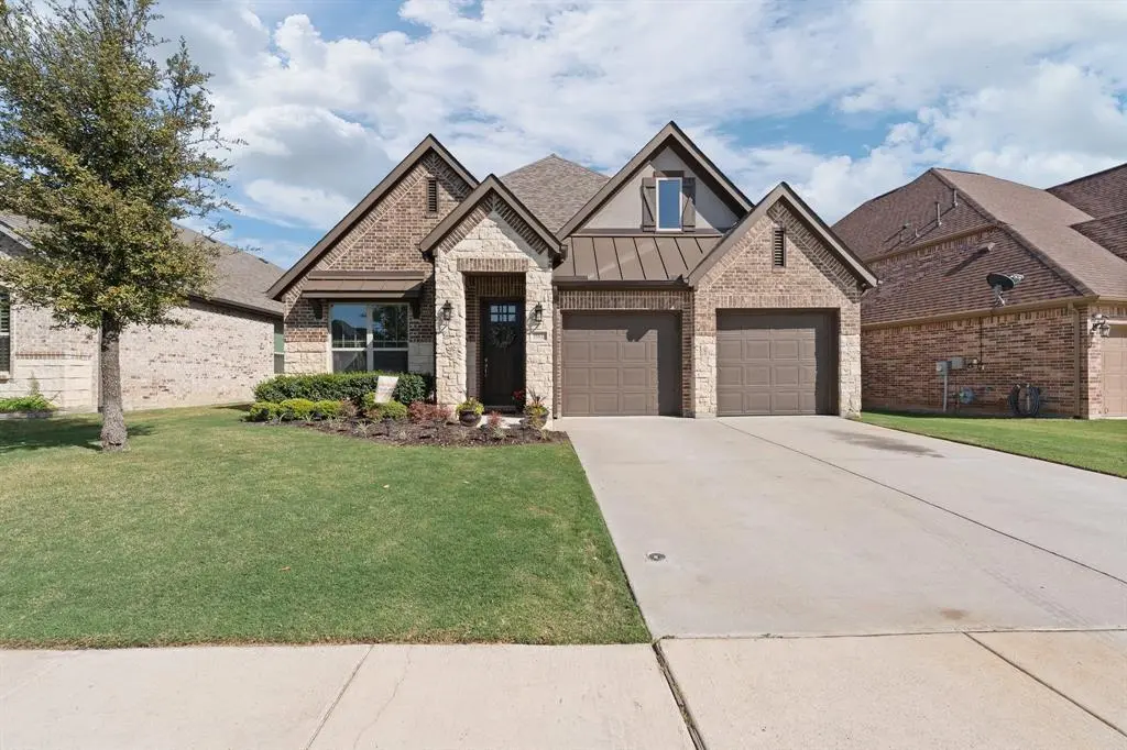 15532 Pioneer Bluff Trail, Fort Worth, TX 76262