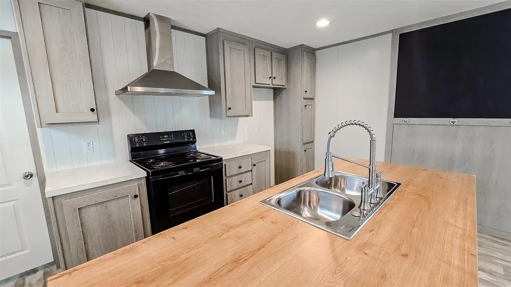 3803 Highway 180 E #26, Mineral Wells, TX 76067