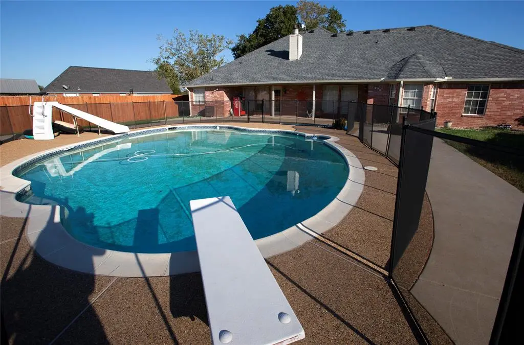 1089 Oak Hollow Lane, Seagoville, TX 75159