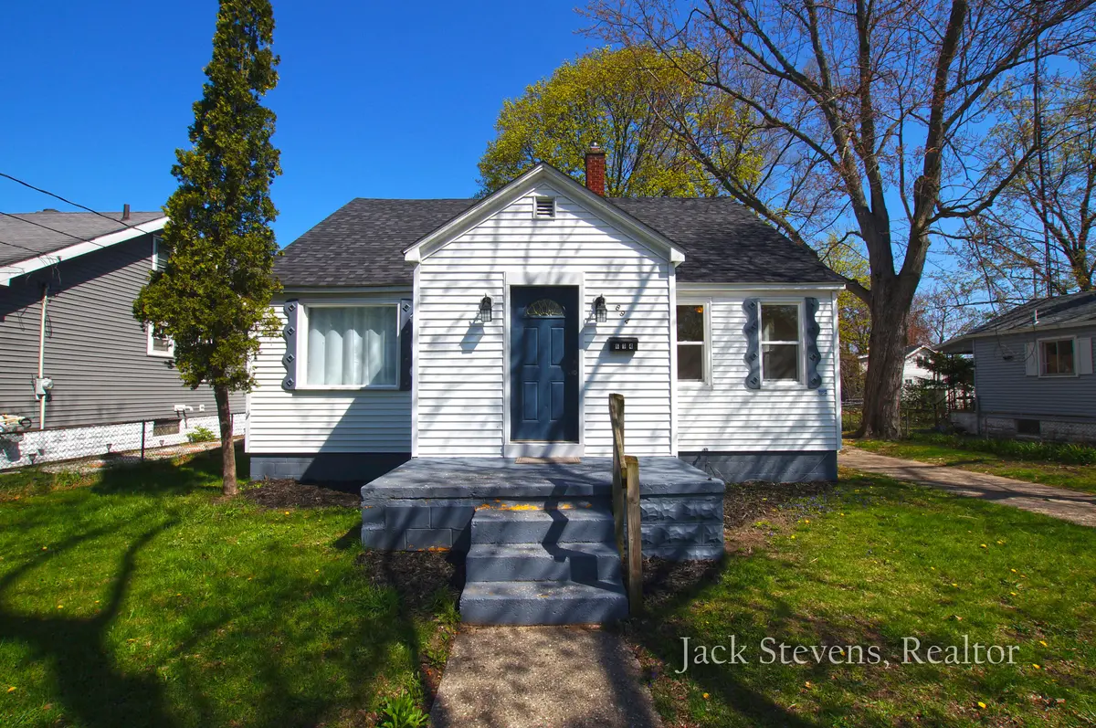 694 E Isabella AVE, Muskegoncity_muskegon, MI 49442