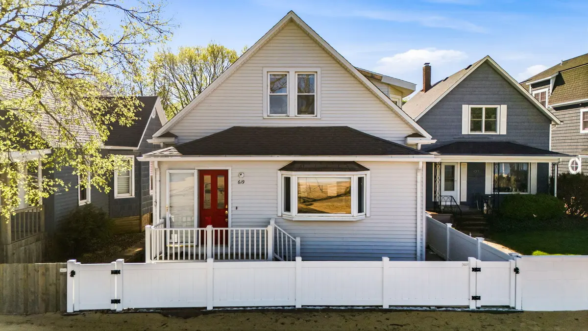 619 Lake ST, Stjosephcity_berrien, MI 49085