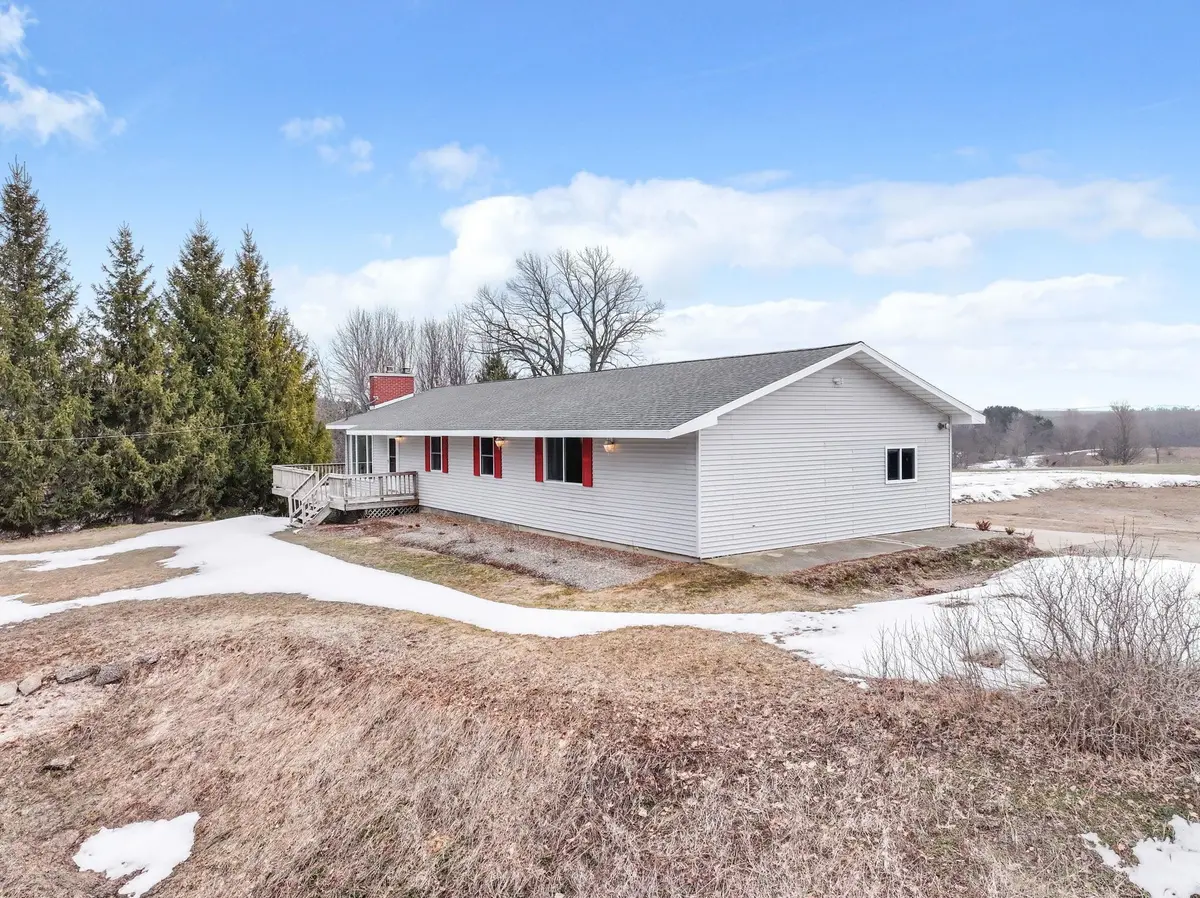 3800 N 13 RD, Antiochtownship_wexford, MI 49668