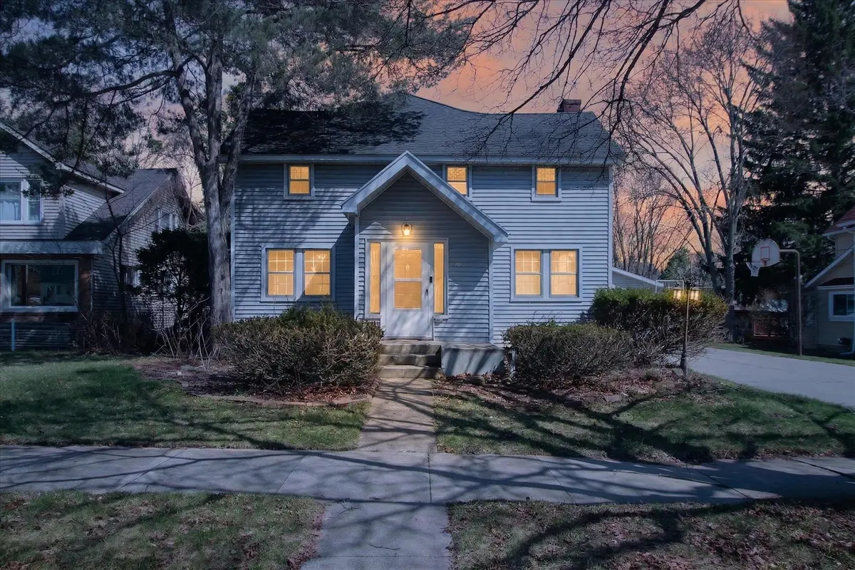 804 Woodworth AVE, Almacity_gratiot, MI 48801