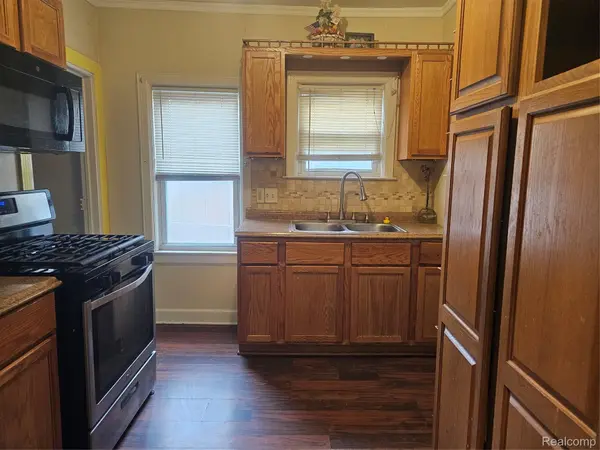 4417 Elizabeth ST, Waynecity_wayne, MI 48184