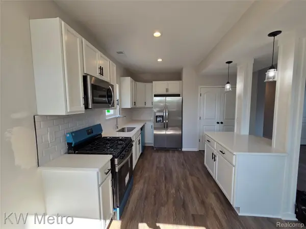 1116 E HAYES AVE, Hazelparkcity_oakland, MI 48030