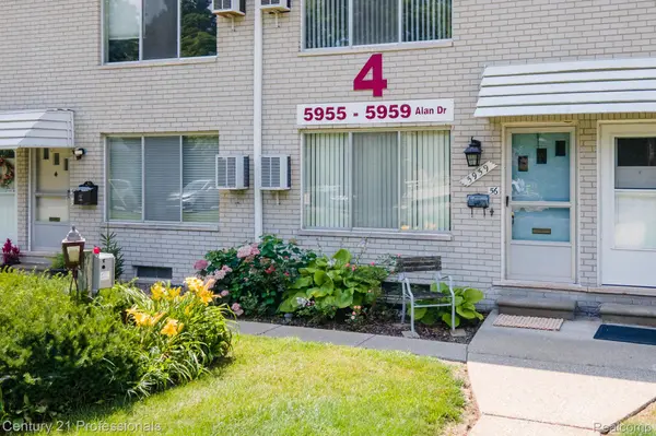 5959 ALAN #56, Brightontownship_livingston, MI 48116