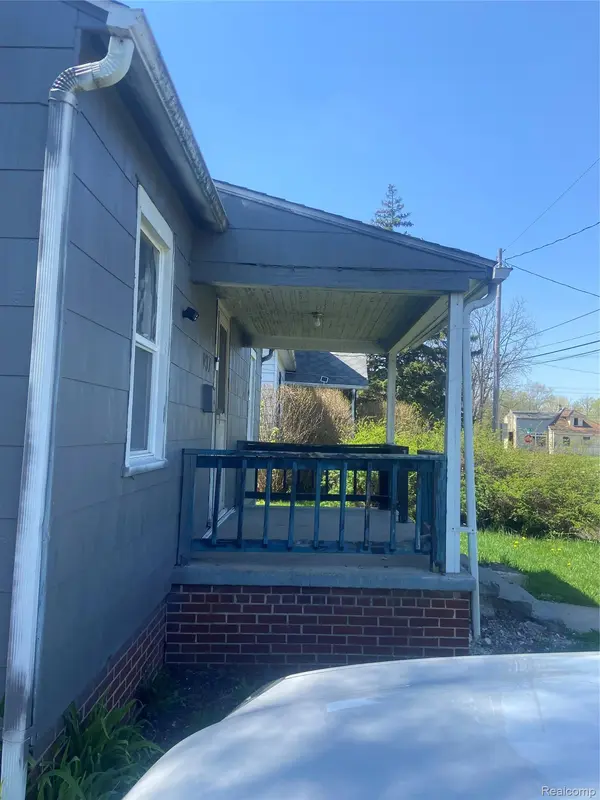 937 Barrie AVE, Flintcity_genesee, MI 48507