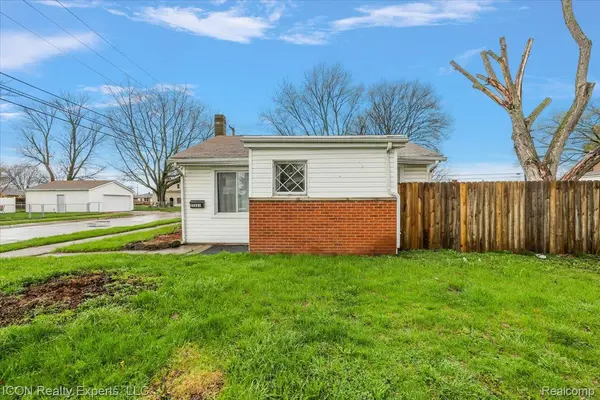 27321 Baldwin AVE, Warrencity_macomb, MI 48092