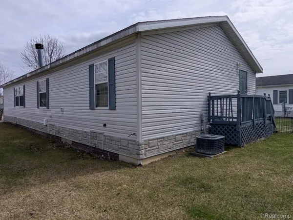 8 Brookfield, Swartzcreekcity_genesee, MI 48473