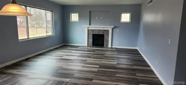 33307 BLUE SPRUCE DR, Sterlingheightscity_macomb, MI 48310