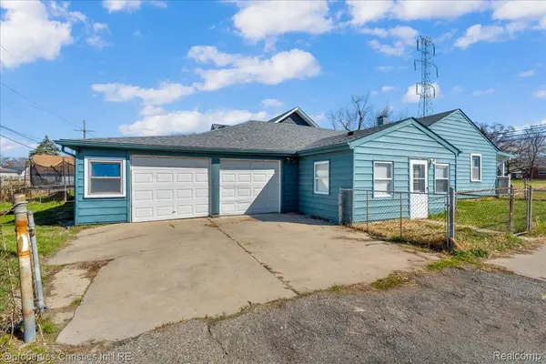 7952 Robert ST, Taylorcity_wayne, MI 48180