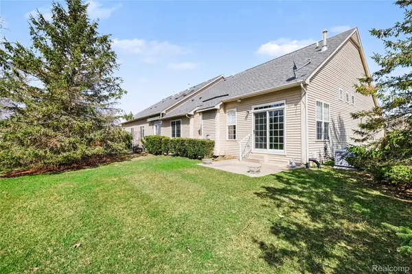 1601 Mallard Pond DR, Oceolatownship_livingston, MI 48855